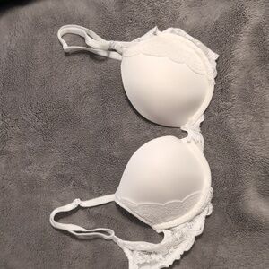 Victoria Secret White Push Up Bra